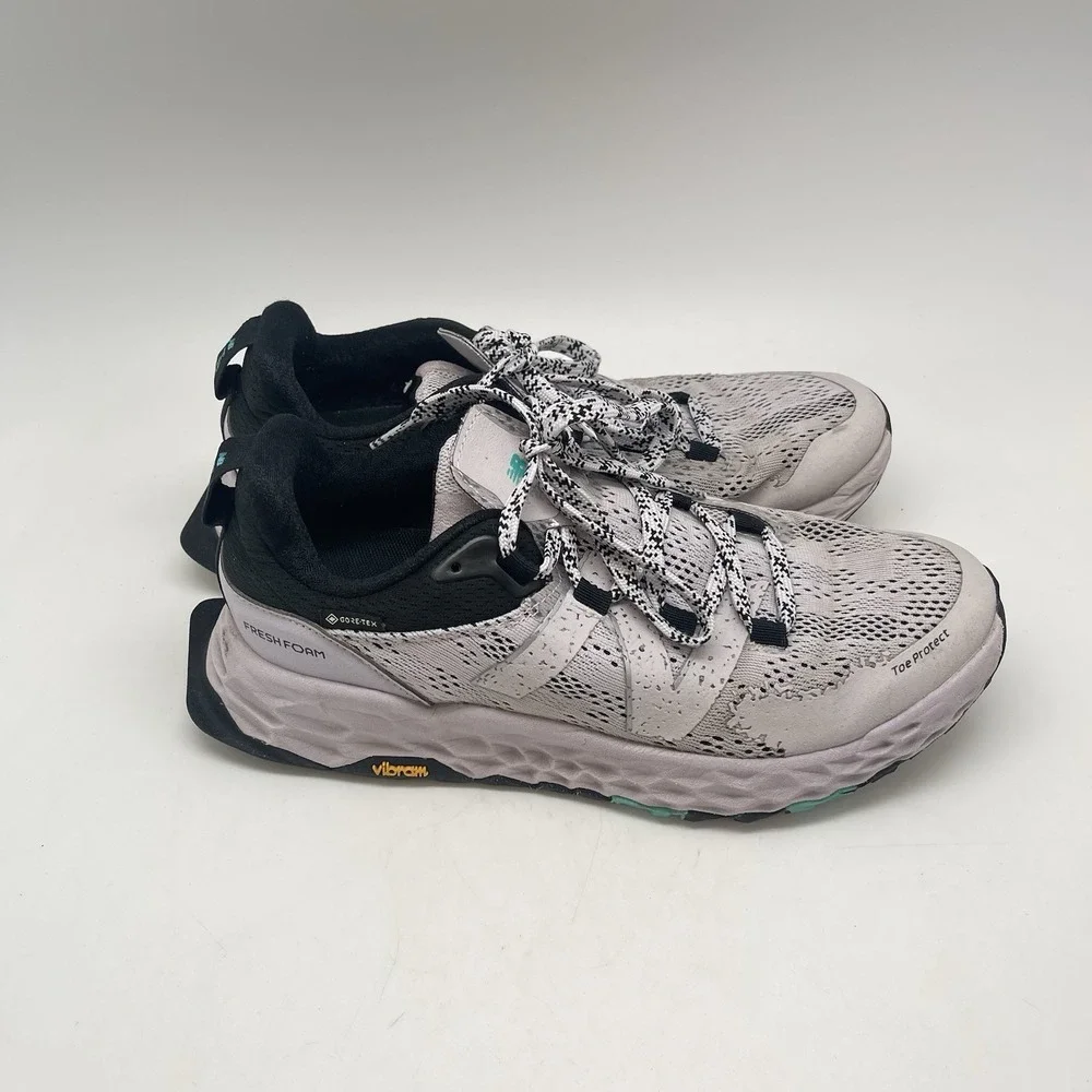 New Balance Sneakers Womens 9 Fresh Foam Hierro V5 GTX WTHIERX5 Purple Running